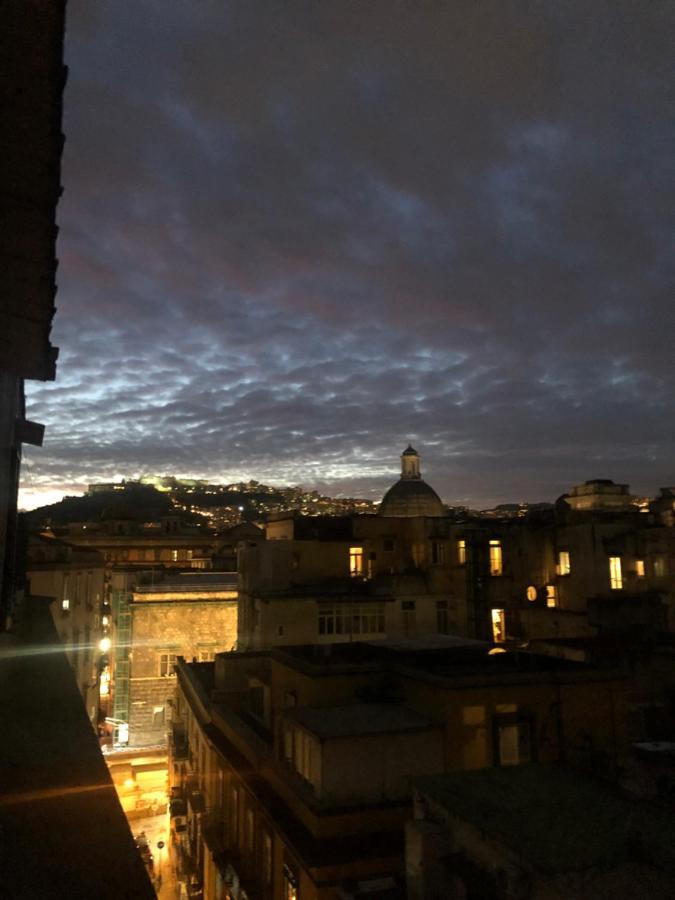 ホテル Duomo 23 ナポリ エクステリア 写真
