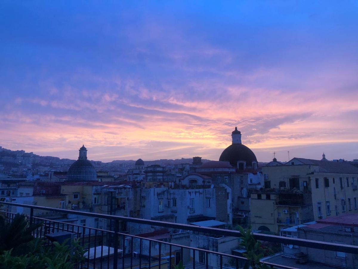 ホテル Duomo 23 ナポリ エクステリア 写真