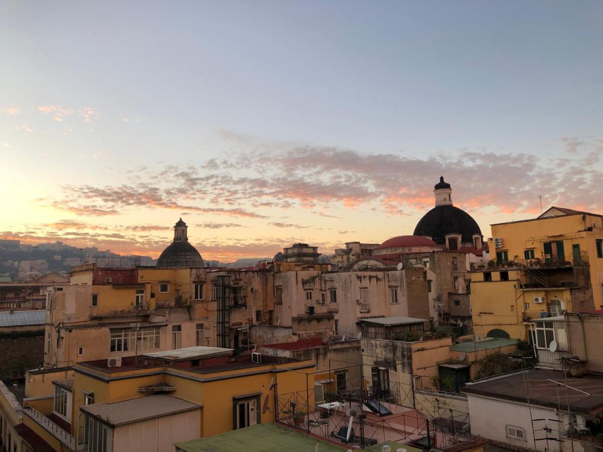 ホテル Duomo 23 ナポリ エクステリア 写真